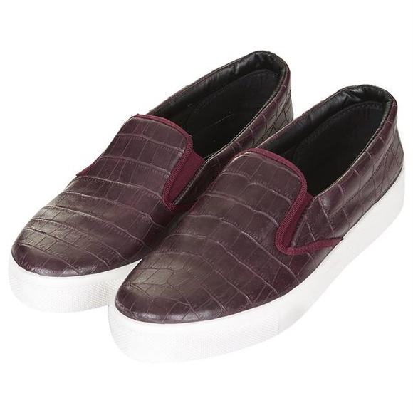 Topshop Shoes - Topshop Tipi Croc Skaters Size 8